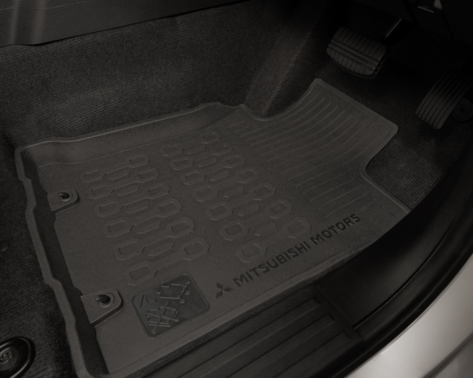Rubber Mats with High Edge - Double Cab