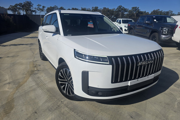 2026 Jaecoo J5  Track SUV Image 1