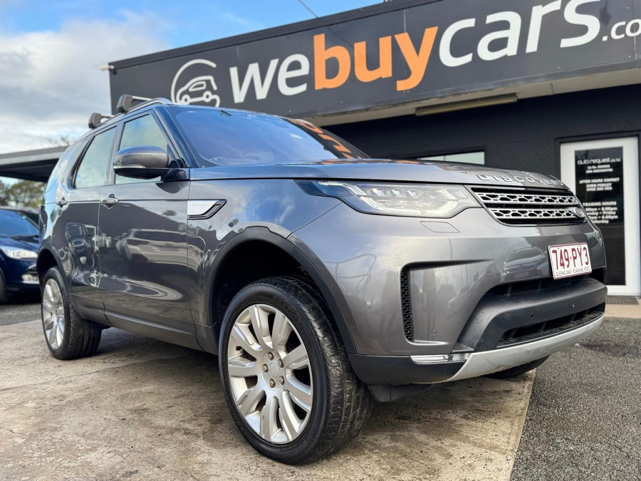 2018 Land Rover Discovery Series 5 HSE Luxury SUV Image 3