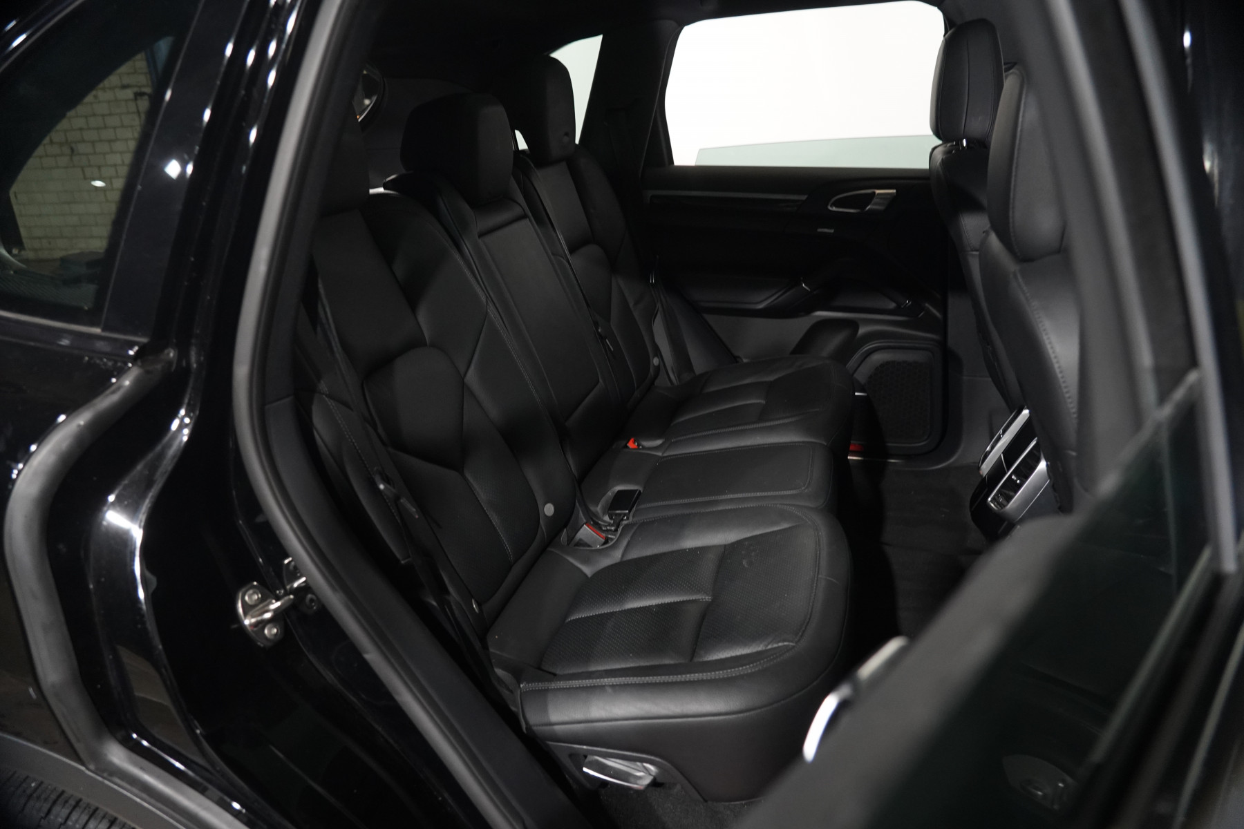 2016 Porsche Cayenne Diesel SUV Image 24