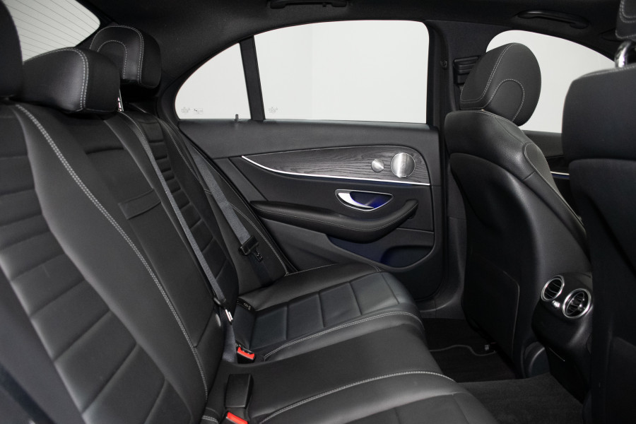 2018 Mercedes-Benz E-Class E200 Sedan Image 3