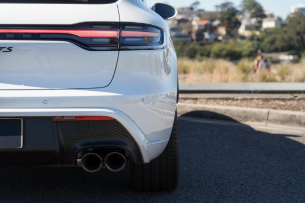 2022 Porsche Macan GTS SUV Image 9