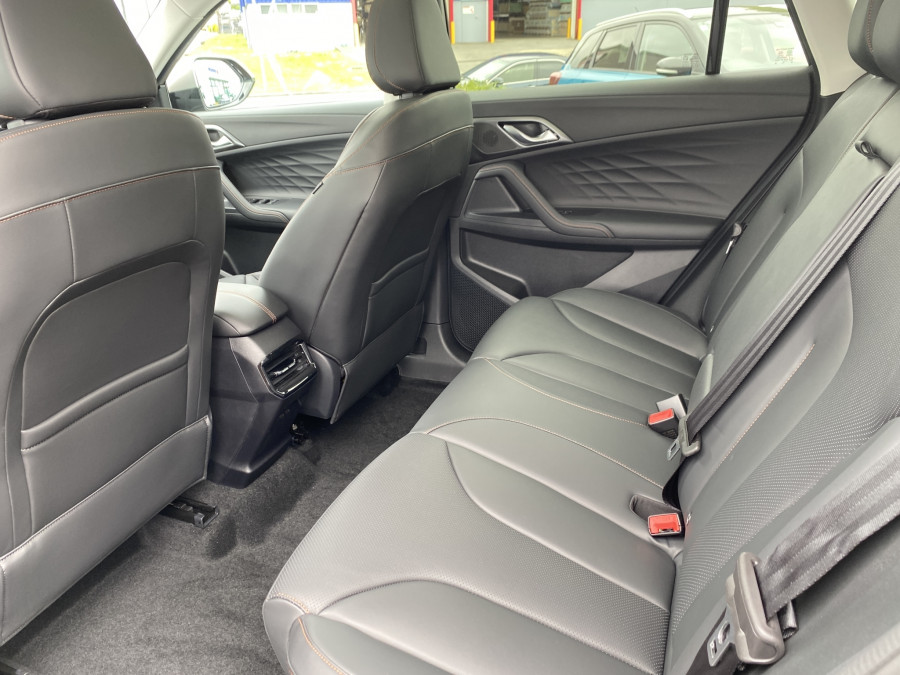 2026 MG HS Essence SUV Image 7