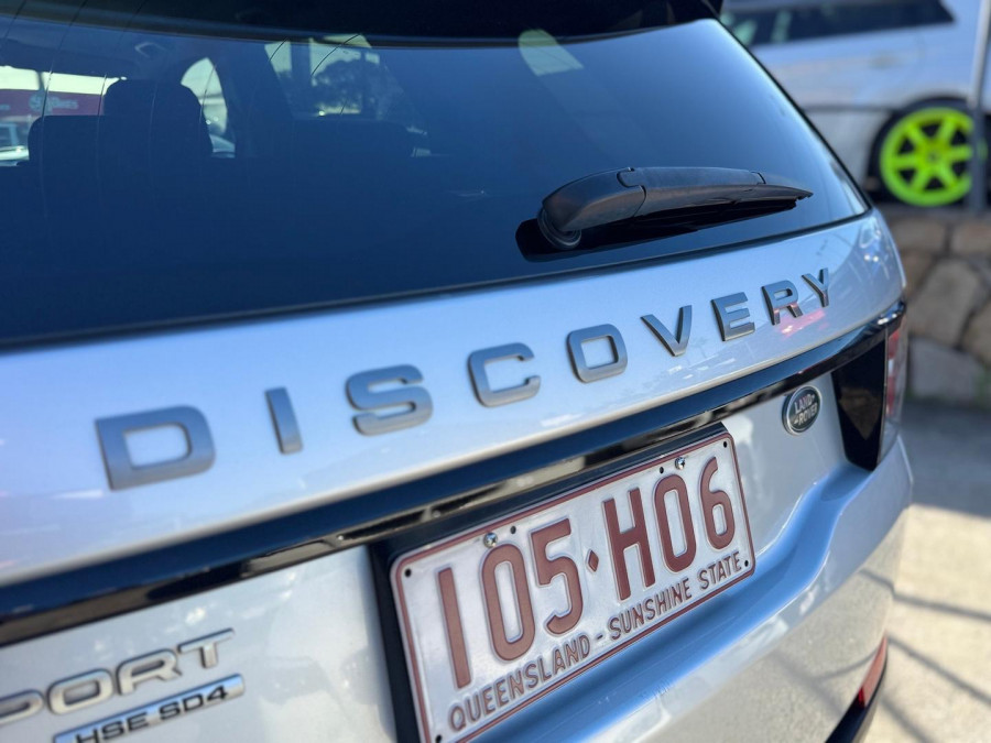 2016 MY16.5 Land Rover Discovery Sport L550 SD4 HSE SUV Image 13