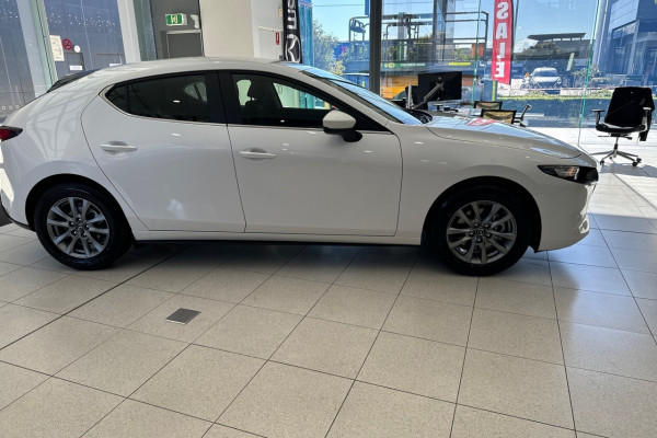 2024 Mazda 3 BP Series G20 Pure Vision Technology Hatch