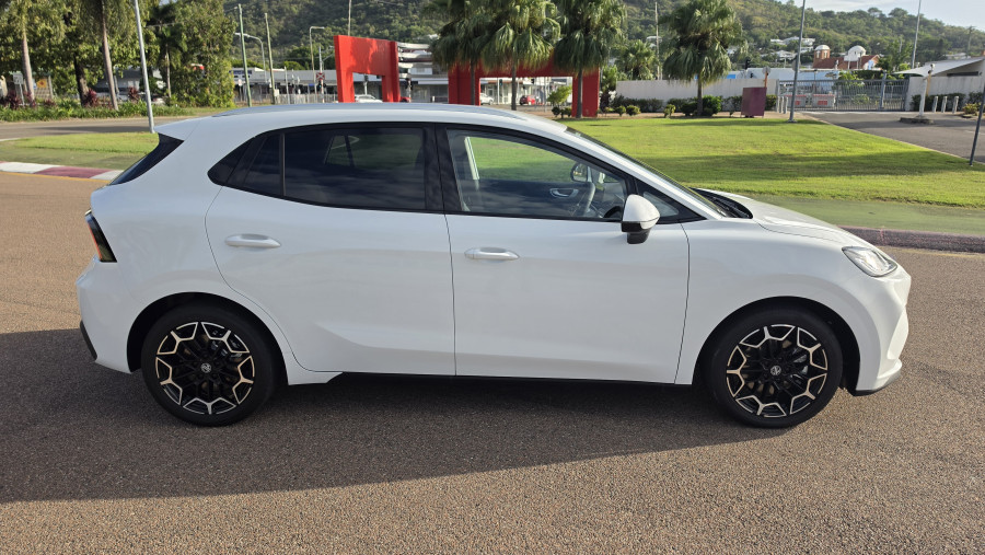 2026 MG MG4 EV Urban AH4E Essence 54 Hatch Image 11