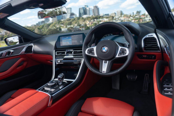2019 BMW 8 Series M850i Xdrive Convertible Convertible Image 8