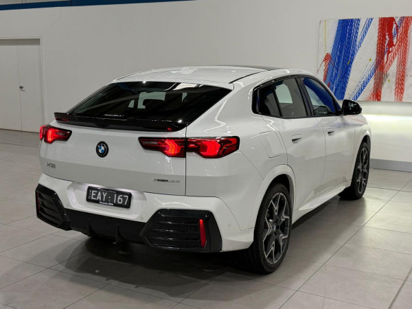 2025 BMW X2 U10 xDrive20i M Sport SUV image 3