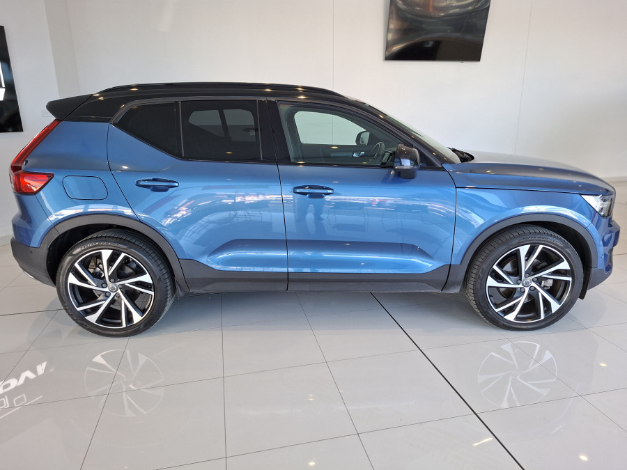 2018 MY19 Volvo XC40 XZ T5 R-Design SUV Image 2