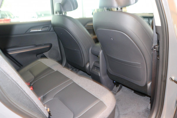 2026 Kia EV5 OVc Air Long Range SUV Image 25