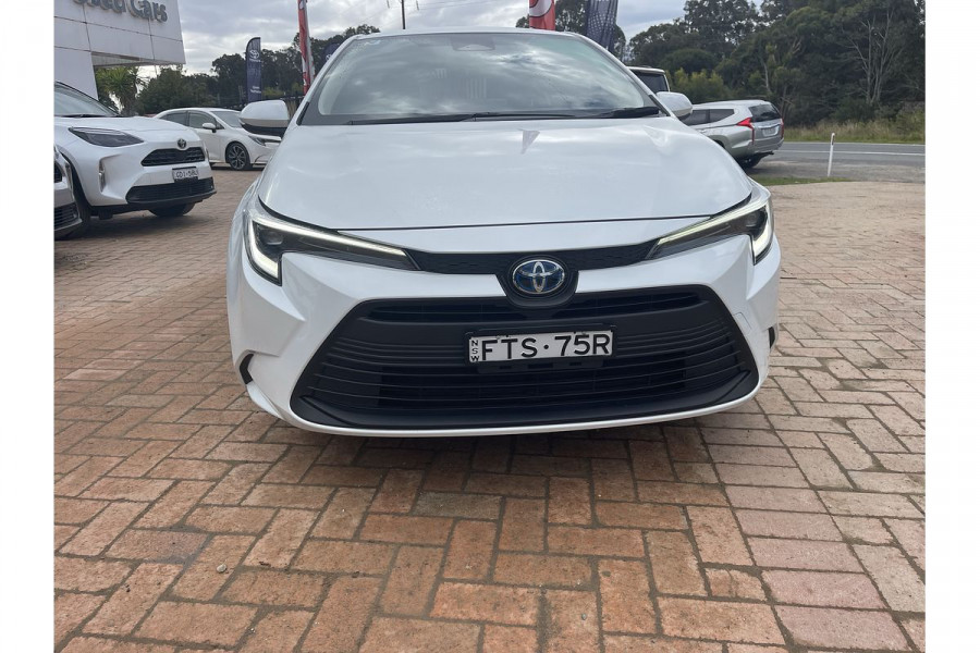2023 Toyota Corolla ZWE219R  Ascent Sport Hybrid Hatch Image 1