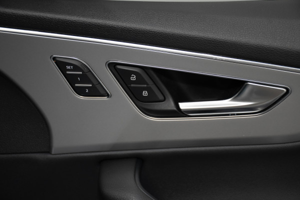 2021 Audi Q7 4M 45 TDI SUV Image 13