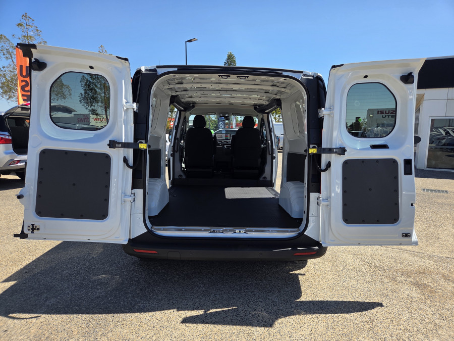 2026 LDV Deliver 7 Van Image 12