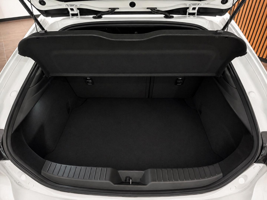 2026 Mazda 3 BP Series G20 Evolve Hatch Image 19