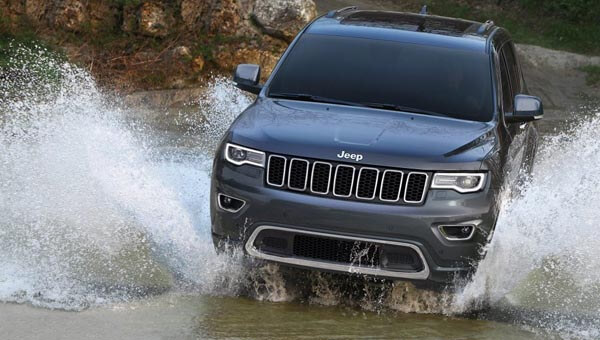 Grand Cherokee Tackle Nearly Any Terrain On-Road Or Off-Road
