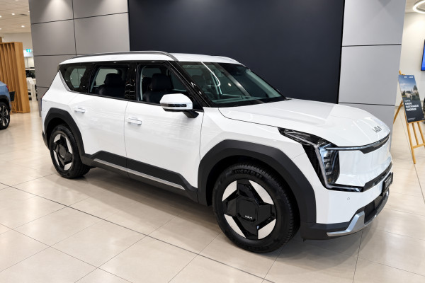 2026 Kia EV9 MV Air SUV Image 2