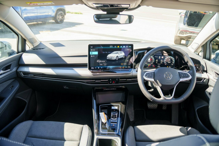 2026 Volkswagen Golf 8.5 110TSI Style Hatch Image 16