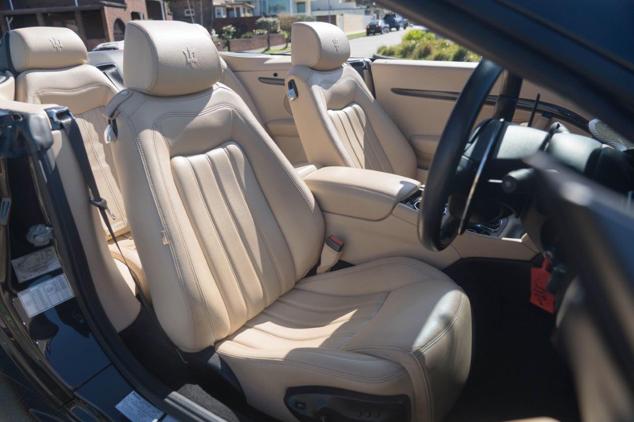 2012 Maserati Grancabrio Sport  Convertible Image 9