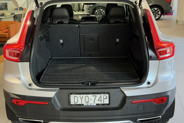 2018 MY19 Volvo XC40 XZ T4 Inscription SUV Image 7