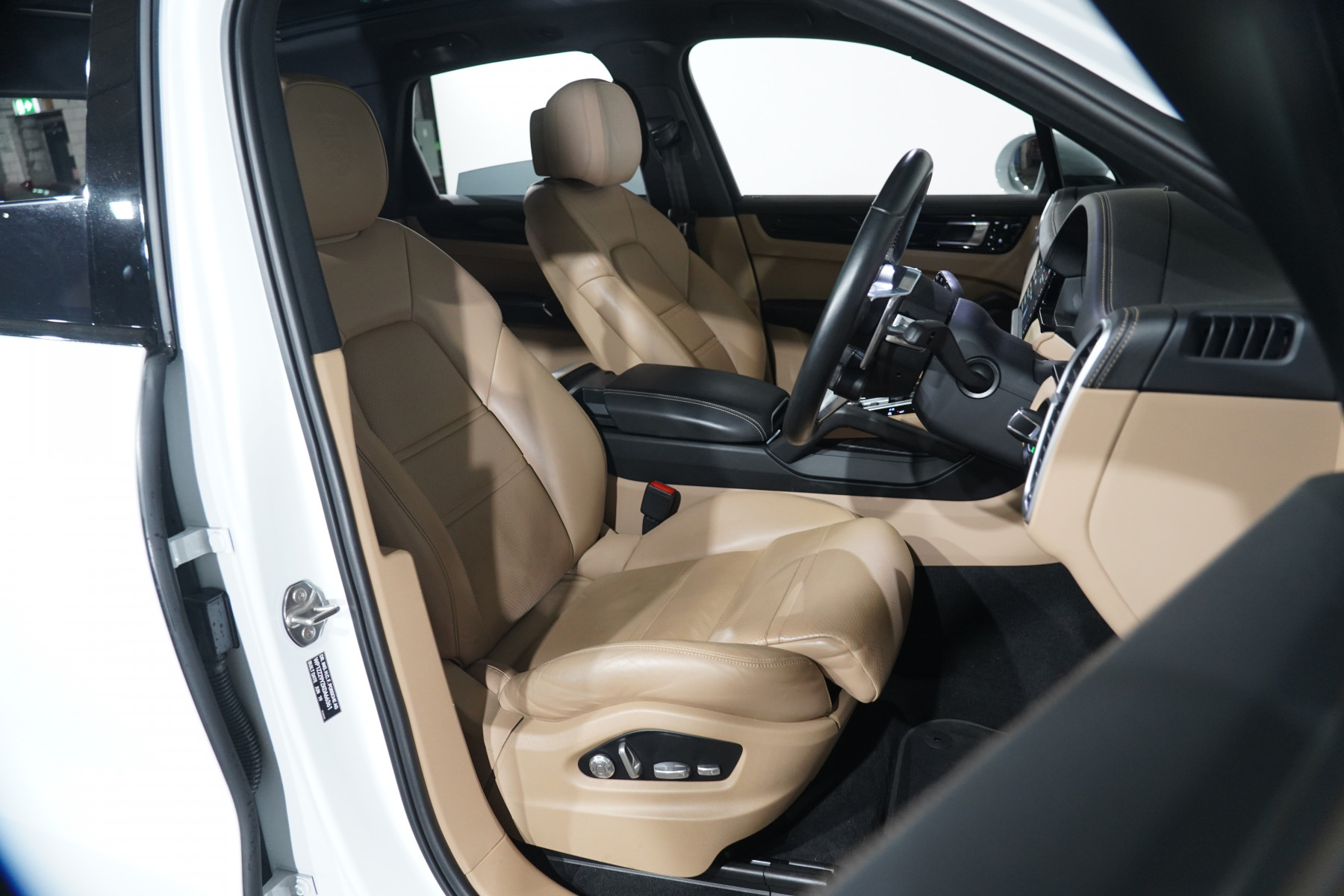 2019 Porsche Cayenne S SUV Image 27