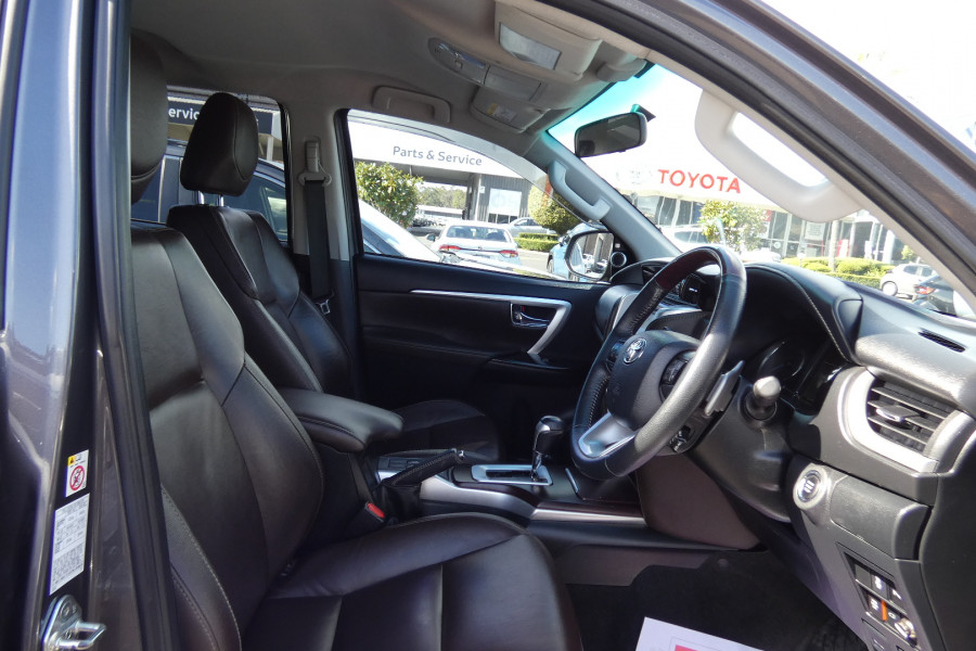 2018 Toyota Fortuner GUN156R MY18 CRUSADE SUV Image 17