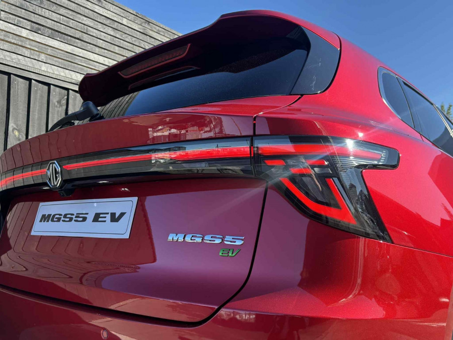 2026 MG MGS5 EV ZS3EM Essence 62 SUV Image 8