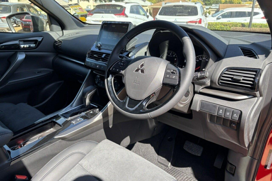 2024 Mitsubishi Eclipse Cross YB Black Edition SUV Image 16