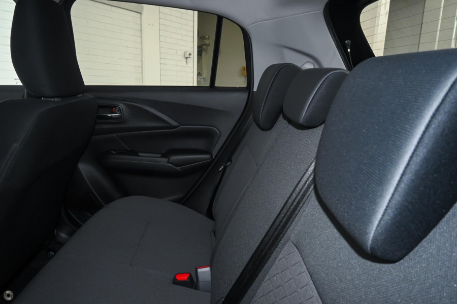 2026 Suzuki Swift UZ Hybrid Plus Hatch Image 8