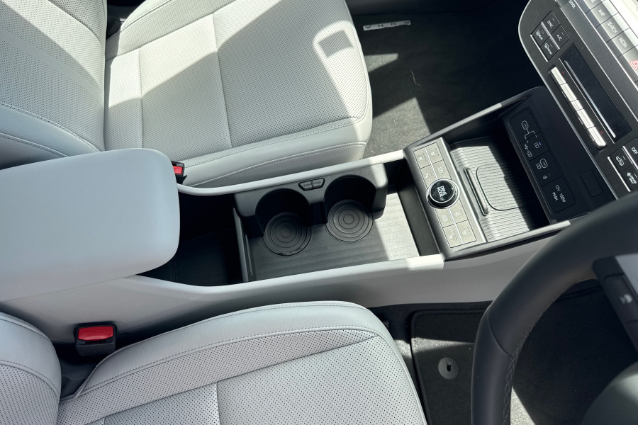 2024 MY25 Hyundai KONA SX2.V2  Electric Premium SUV Image 16