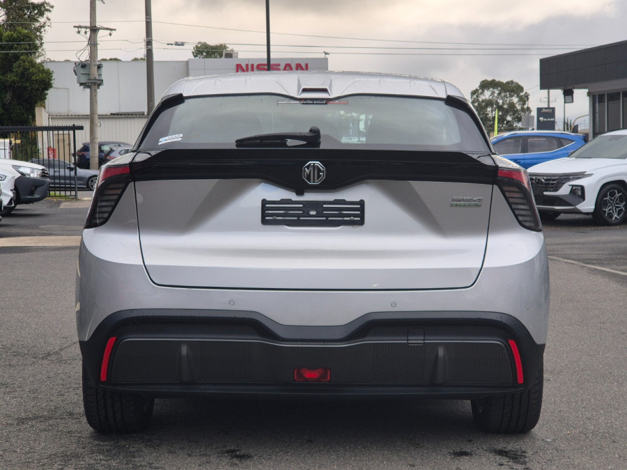 2024 MG MG4 MEH32 Excite 51 Hatch Image 5
