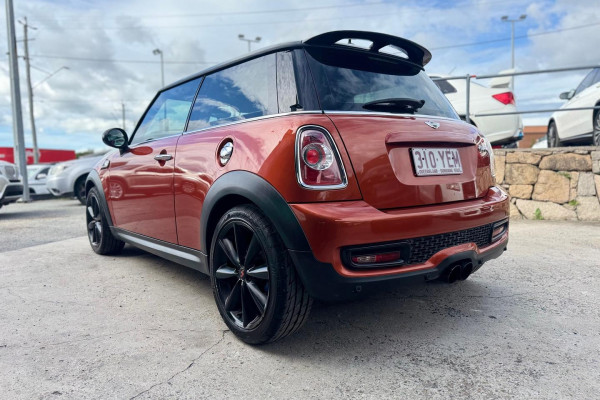 2012 MINI Cooper R56 LCI Cooper S Hatch Image 8