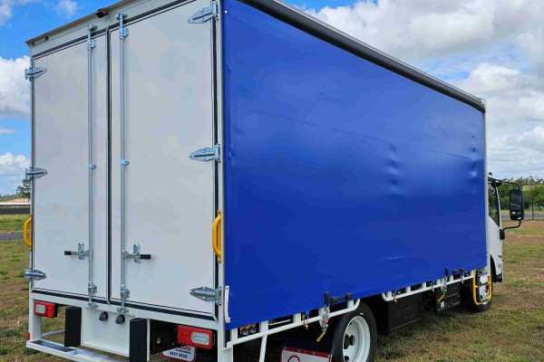 2025 Isuzu  NQR 88/80-190 AM D42 FREIGHT Curtainsider Image 7