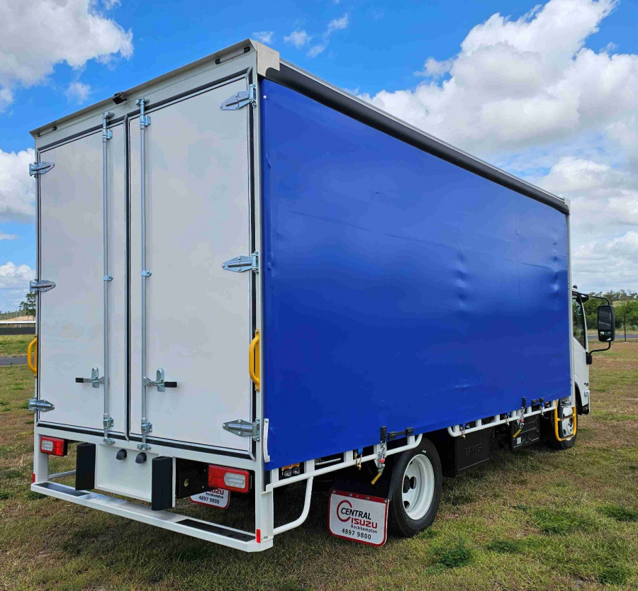 2025 Isuzu  NQR 88/80-190 AM D42 FREIGHT Curtainsider Image 7