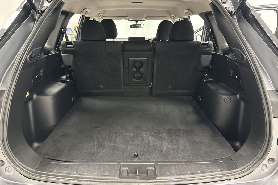 2021 MY22 Mitsubishi Outlander ZM ES SUV Image 16