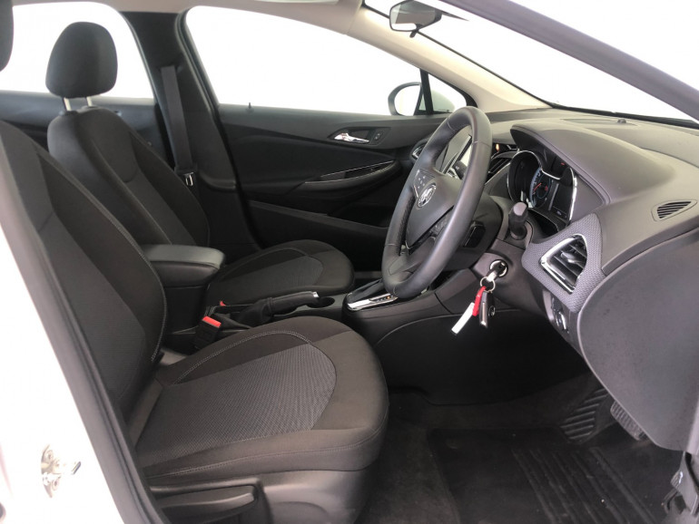 2018 Holden Astra BL Turbo LS+ Sedan Image 12