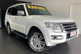 Mitsubishi Pajero GLX NX 