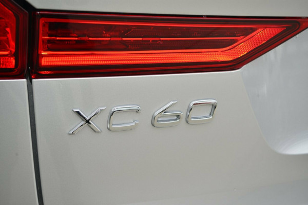 2019 MY20 Volvo XC60 UZ T5 Momentum Suv