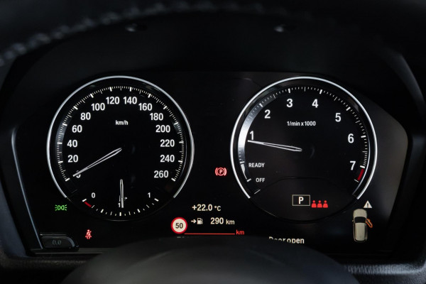2022 BMW X1 F48 LCI sDrive20i SUV image 10