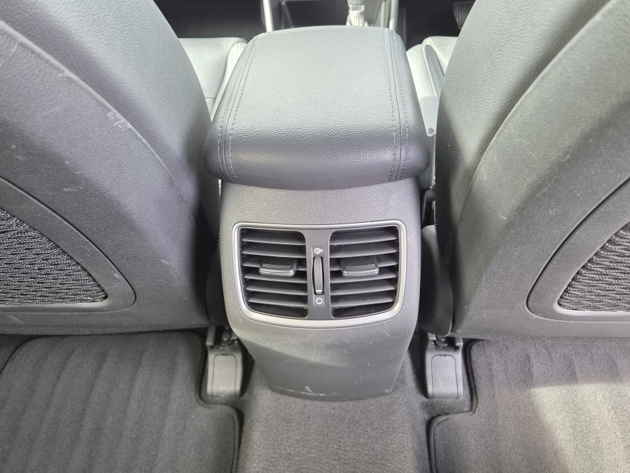 2016 Hyundai Tucson TLe Highlander SUV Image 10