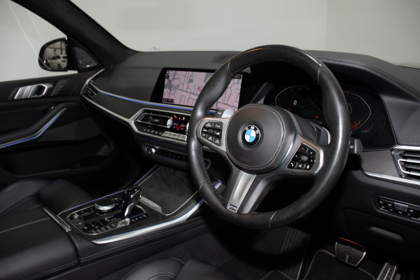 2019 BMW X7 Xdrive30d SUV Image 19
