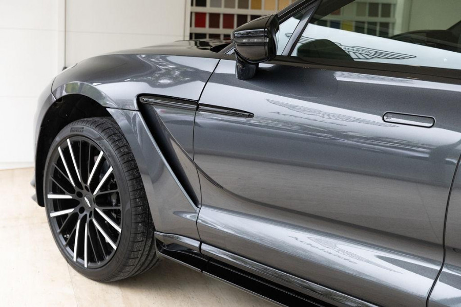 2025 MY26 Aston Martin DBX  707 SUV Image 33
