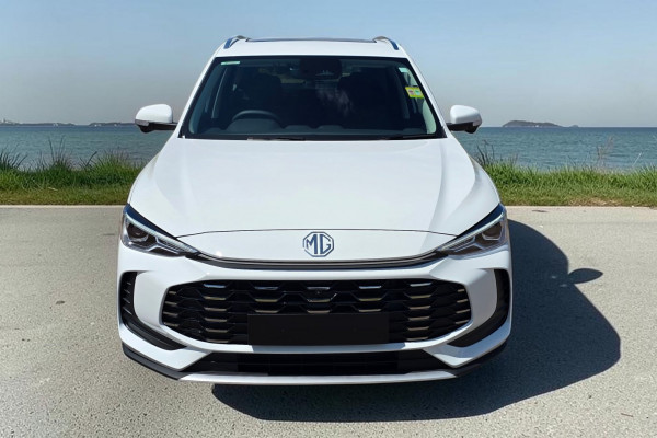 2026 MG ZS Essence Hybrid+ SUV Image 3