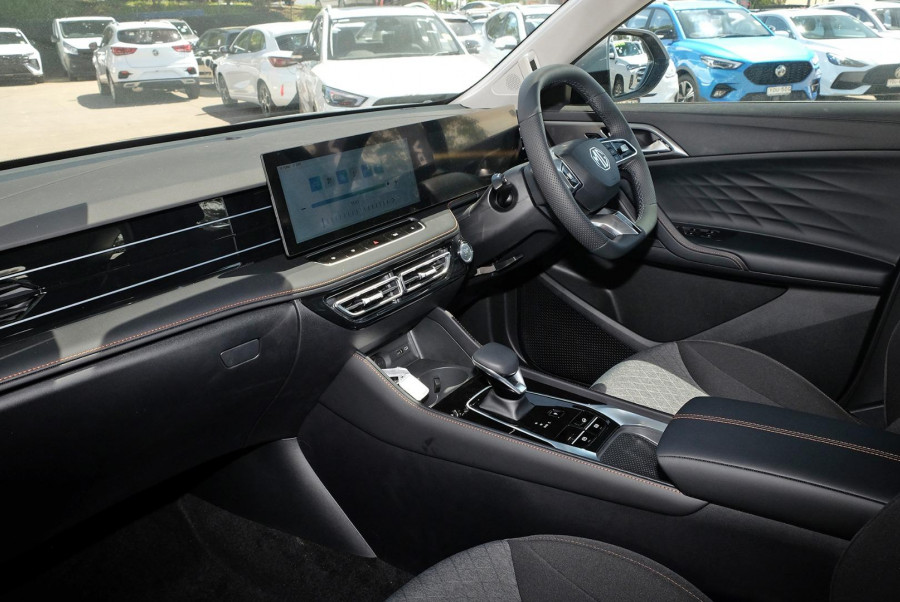 2024 MY24.5 MG HS AS33 Vibe SUV Image 7