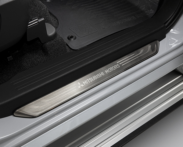 Scuff plates - Stainless steel