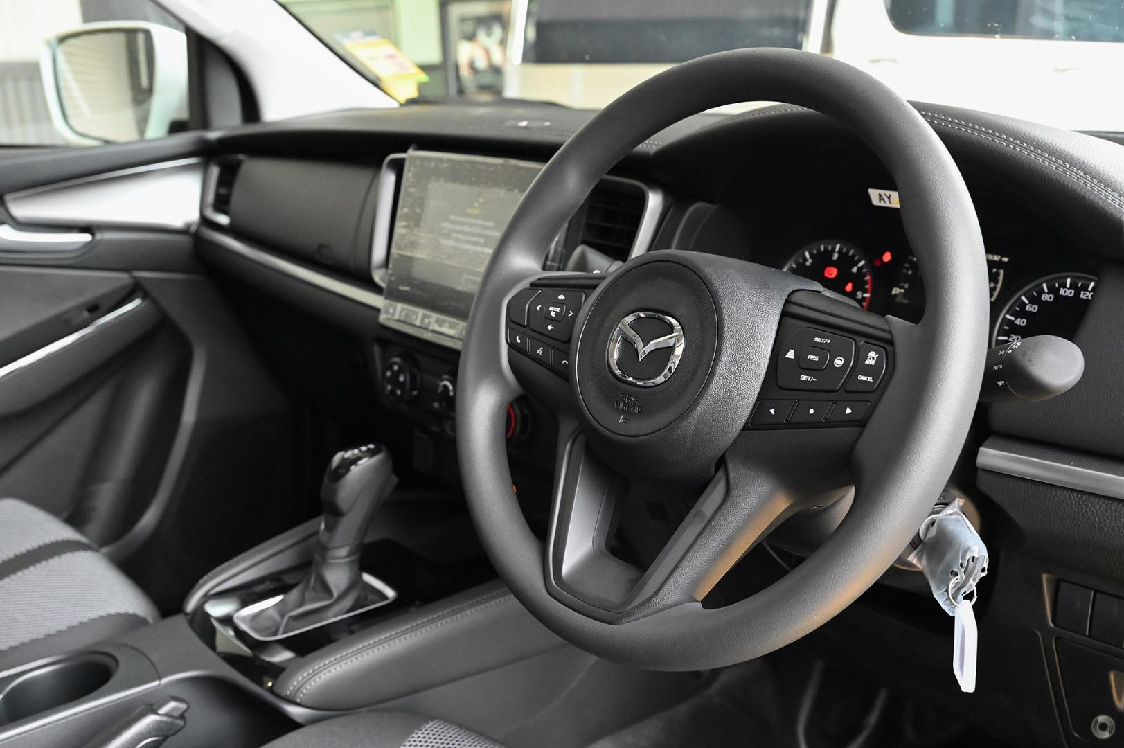 2024 Mazda BT-50 TF XT Cab Chassis Image 6