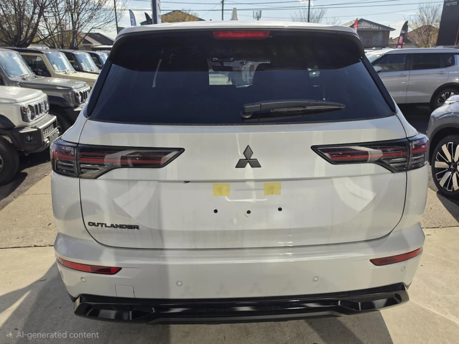 2026 Mitsubishi Outlander ZM Black Edition SUV Image 11
