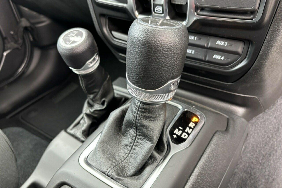 2023 Jeep Gladiator JT Night Eagle Pickup Image 28
