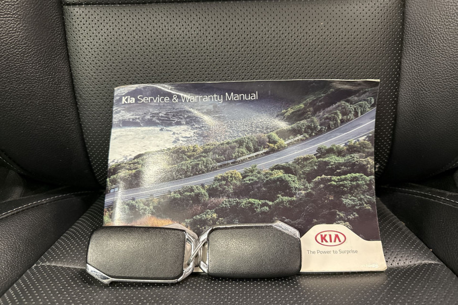 2020 MY1  Kia Cerato BD Sport+ Hatch Image 13