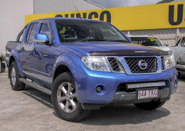 Nissan Navara ST (4x4) D40 MY12