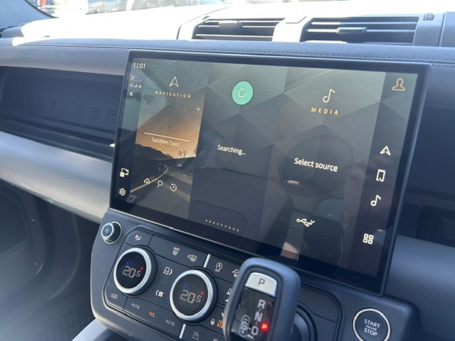 2025 MY26 Land Rover Defender L663 110 D250 S SUV Image 19
